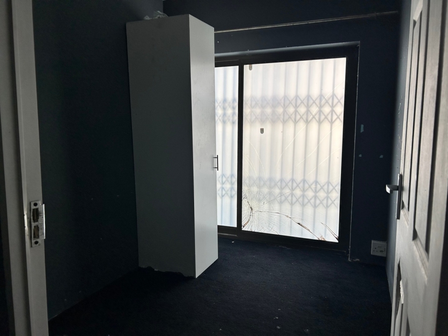 25 Bedroom Property for Sale in Quigney Eastern Cape